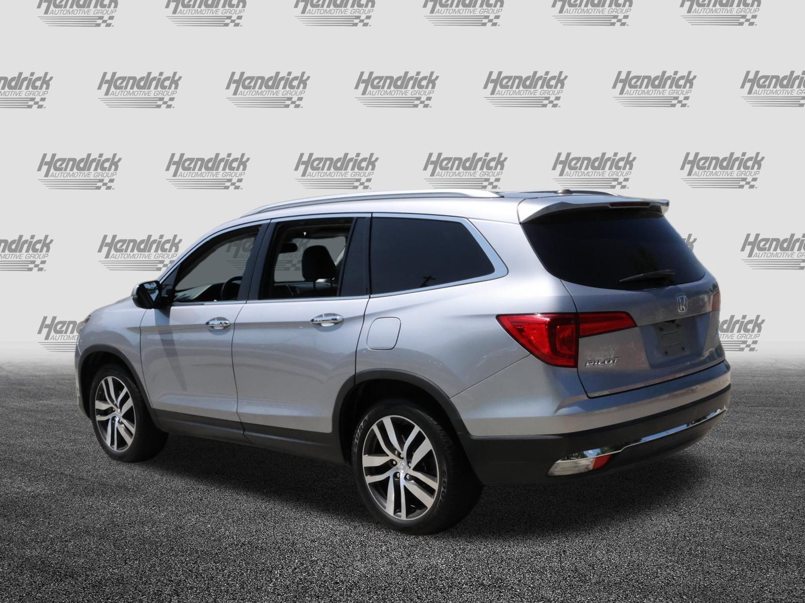Used 2018 Honda Pilot Elite image 7