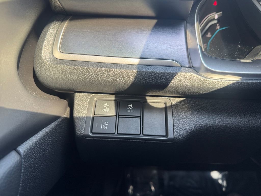 Used 2018 Honda Civic Touring image 20