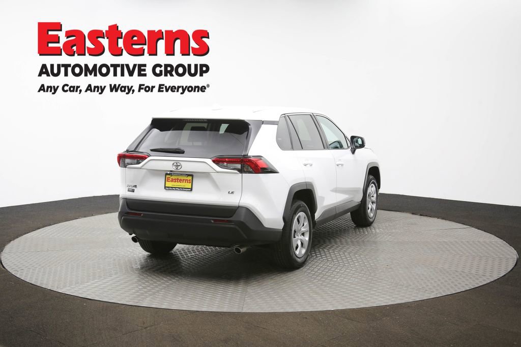 Used 2024 Toyota RAV4 LE image 39