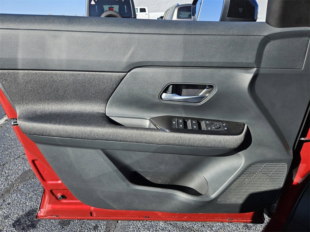 New 2026 Nissan Kicks SV image 13