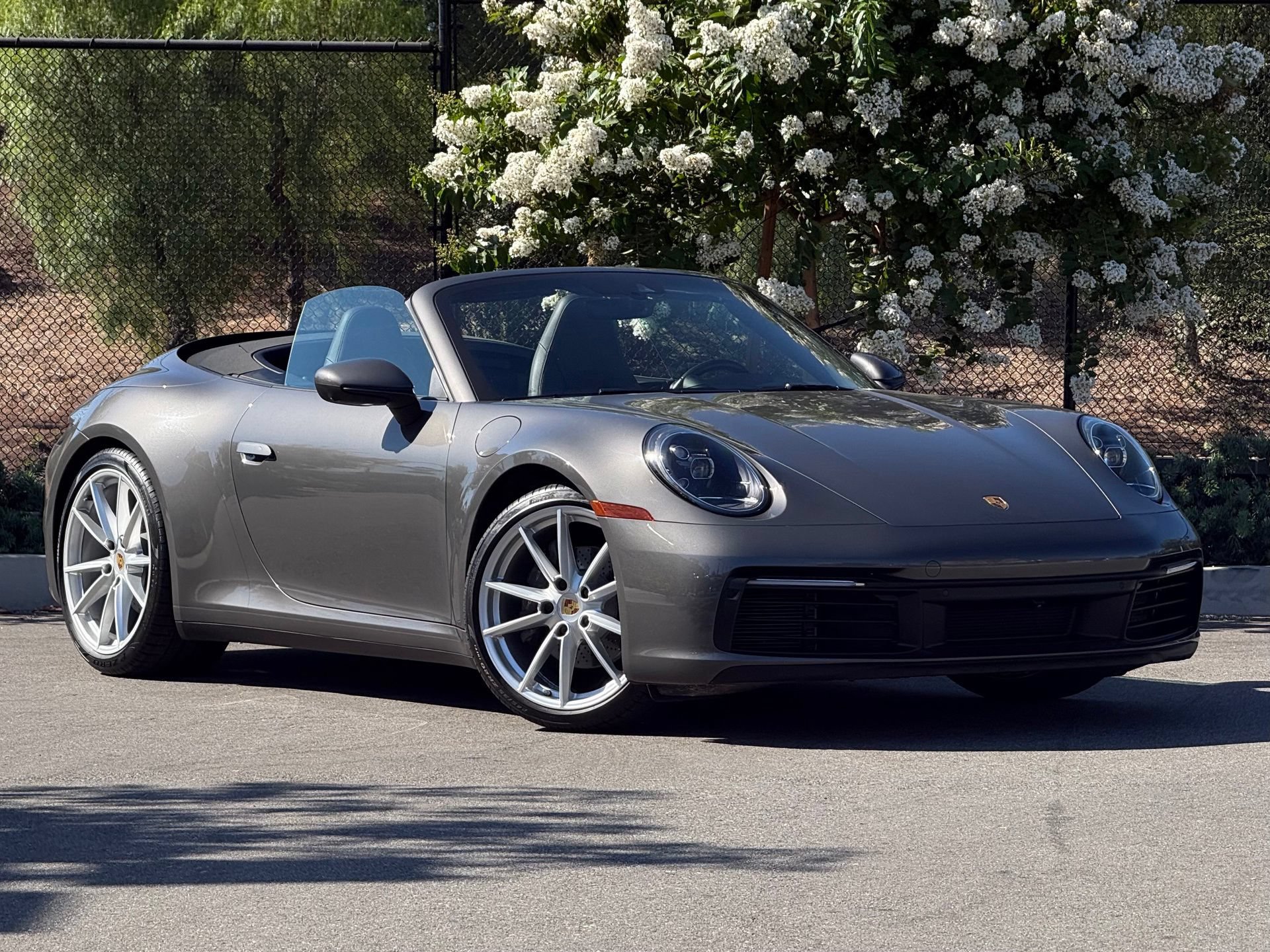 Certified 2024 Porsche 911 Carrera RWD image 9
