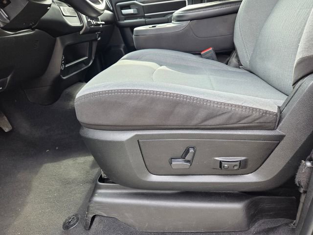 Used 2024 RAM 2500 Big Horn image 28