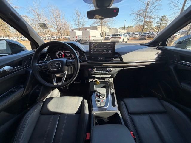 Used 2022 Audi SQ5 Premium Plus w/ Premium Plus Package image 5