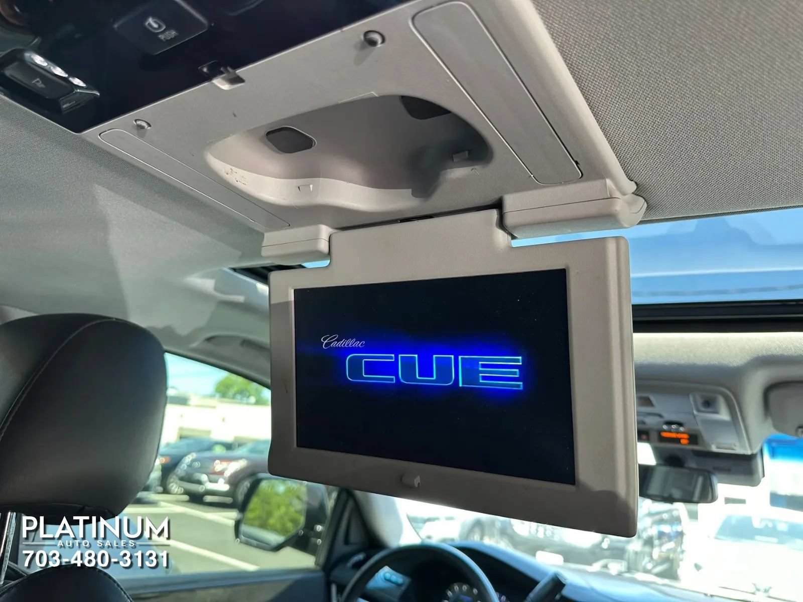 Used 2017 Cadillac Escalade ESV Premium Luxury AWD/4WD image 12