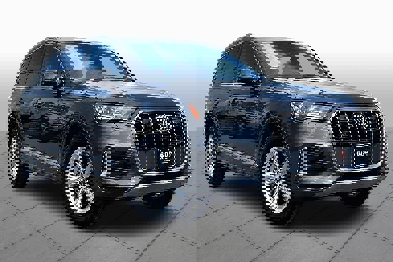 Used 2024 Audi Q7 2.0T Premium w/ Convenience Package image 3