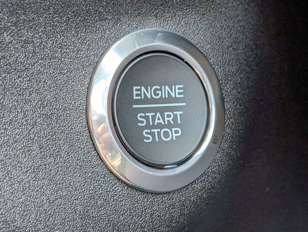 New 2026 Ford Transit 250 148 Medium Roof w/ Load Area Protection Package image 24