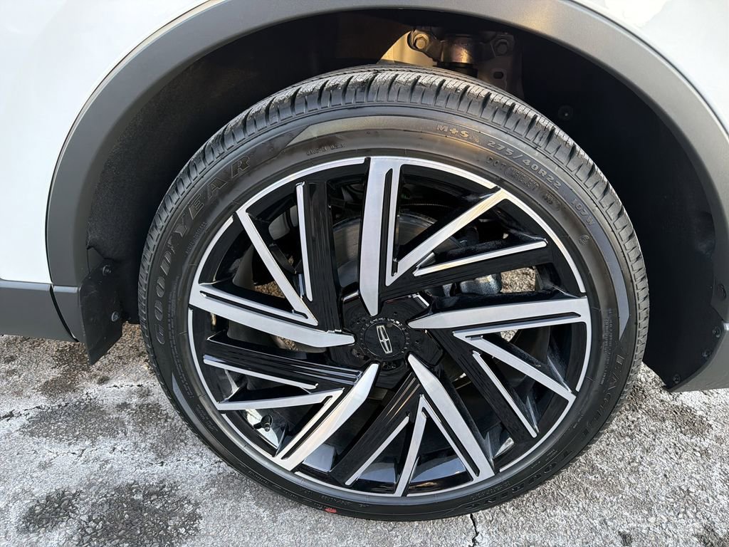 New 2026 Lincoln Aviator Reserve image 13