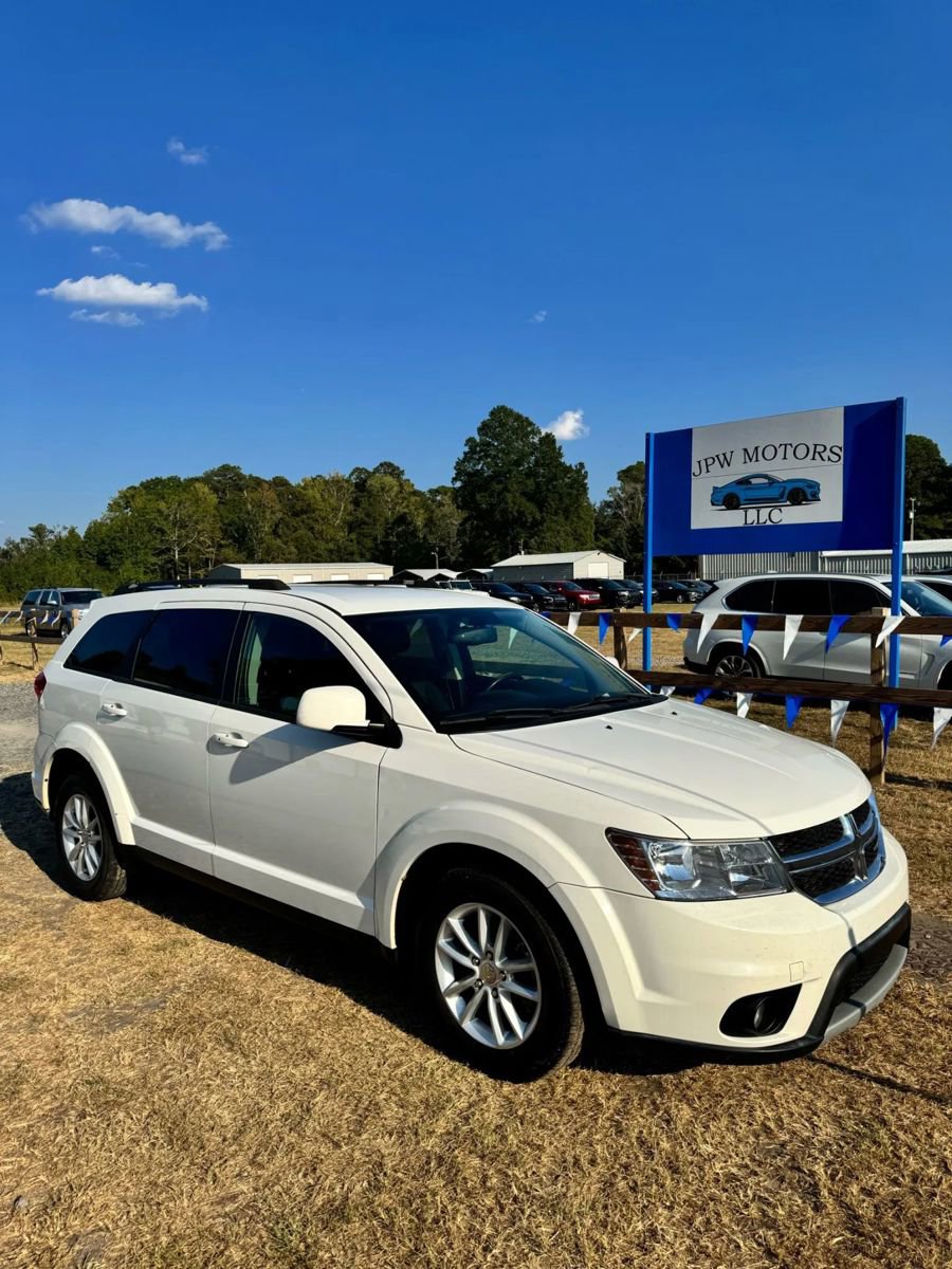 Used 2014 Dodge Journey SXT w/ Flexible Seating Group