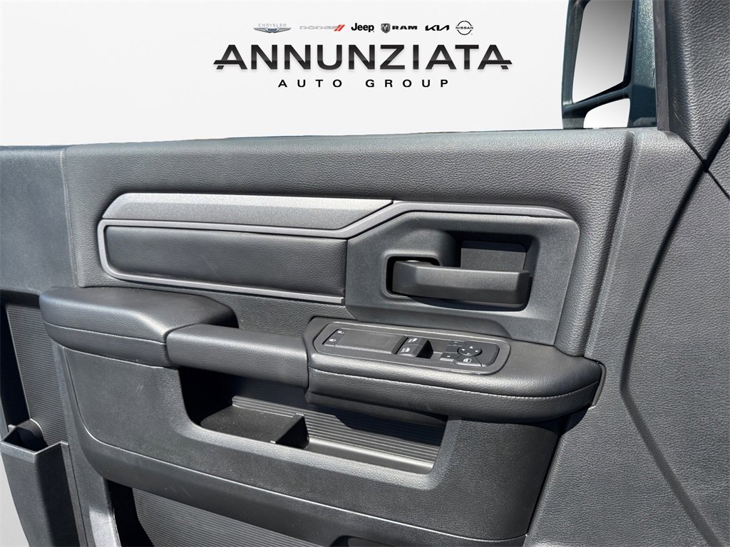 New 2025 RAM 3500 Tradesman image 28