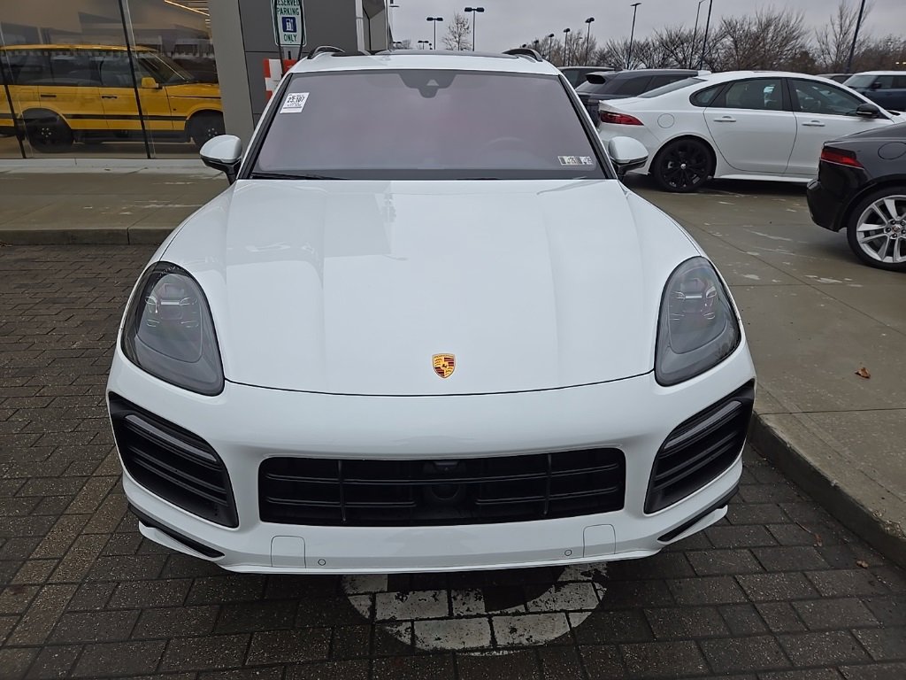 Used 2023 Porsche Cayenne GTS image 2