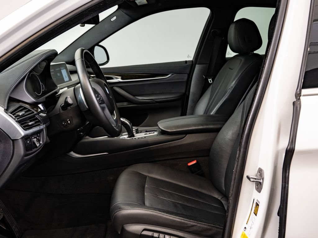 Used 2019 BMW X6 xDrive35i w/ Premium Package AWD/4WD image 23
