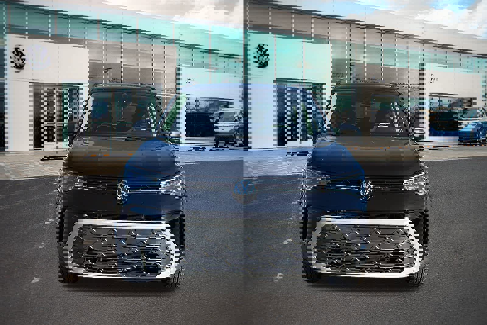 Used 2025 Volkswagen Taos S image 2