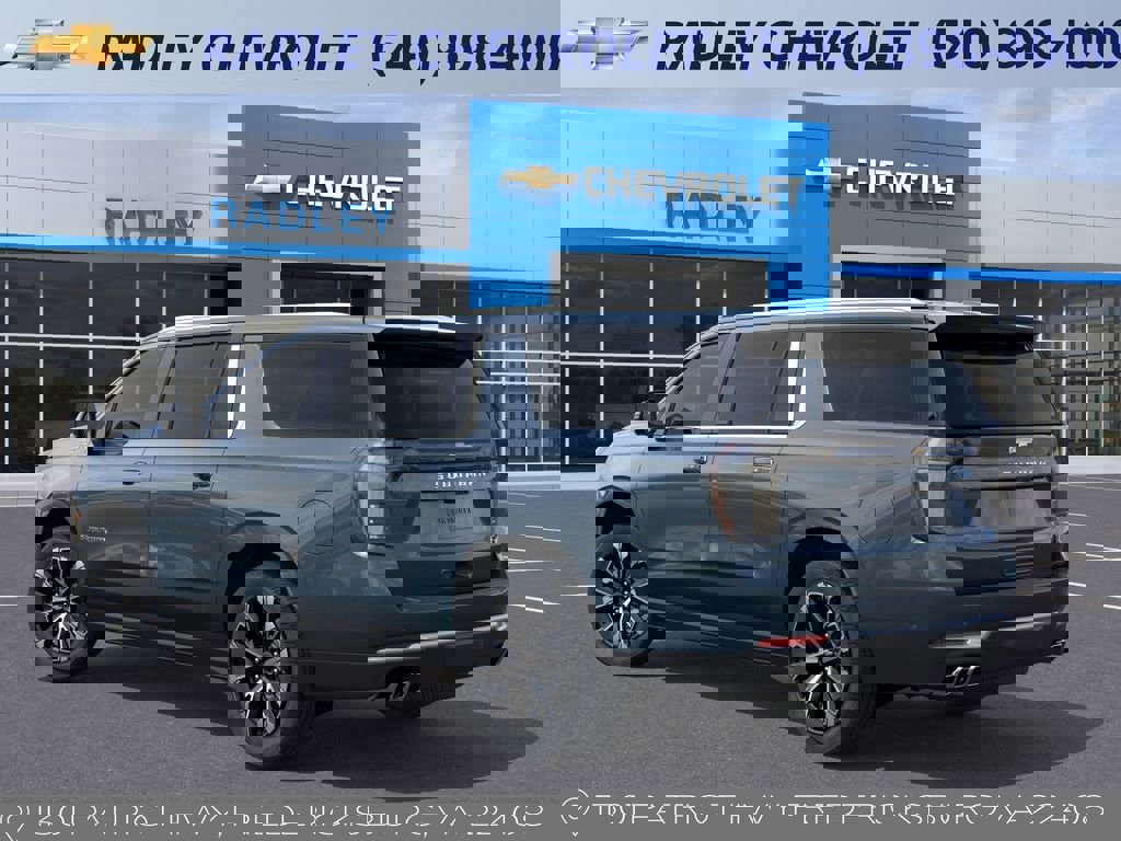 New 2026 Chevrolet Suburban High Country image 3