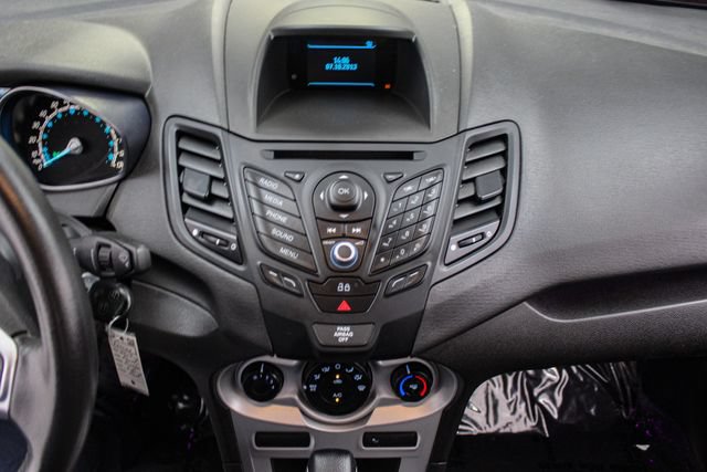 Used 2014 Ford Fiesta SE FWD image 15