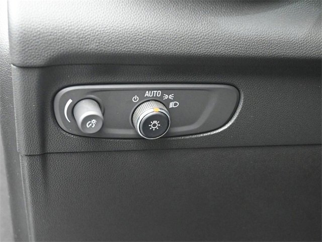 Used 2023 Buick Envision Essence w/ Sport Touring Package image 21