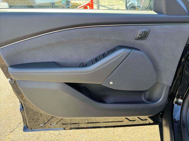 Used 2025 Ford Mustang Mach-E GT image 15