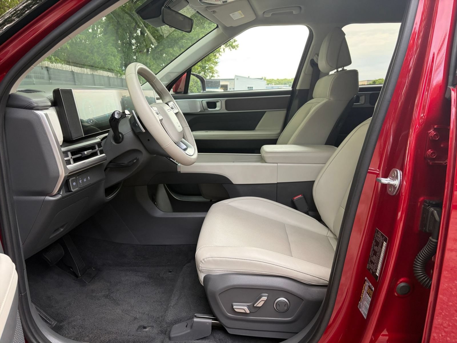 Used 2026 Hyundai Santa Fe SEL FWD image 28