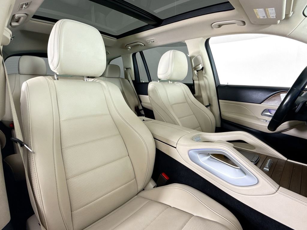 Used 2023 Mercedes-Benz GLS 450 4MATIC image 14