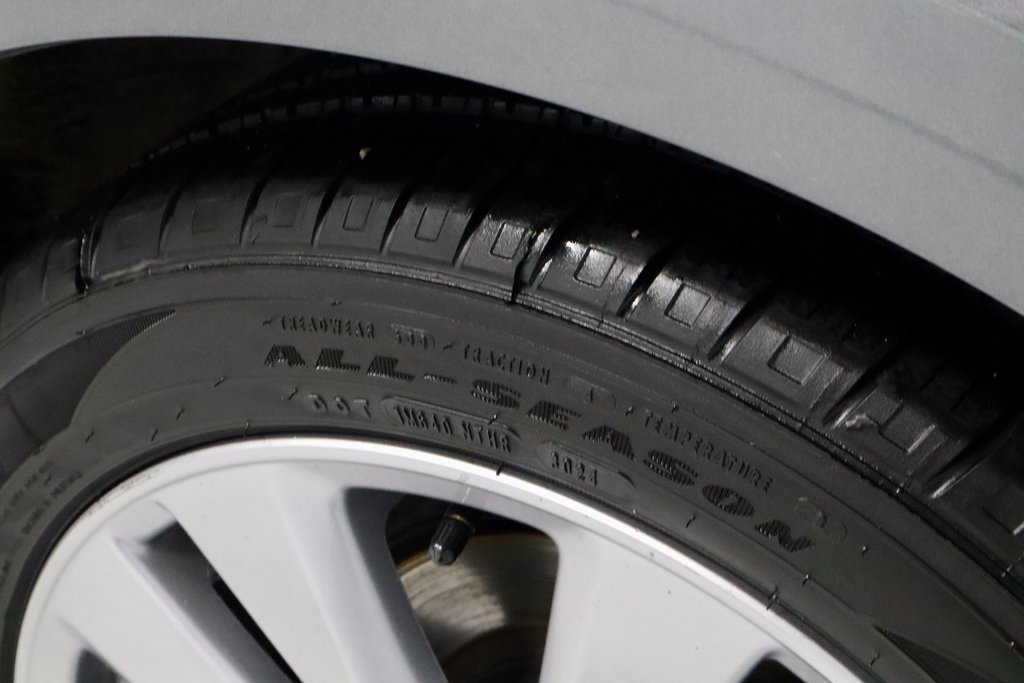 Used 2012 Honda Accord EX-L image 19