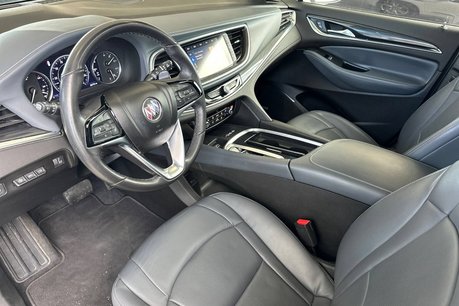 Used 2023 Buick Enclave Premium w/ Experience Buick Package AWD/4WD image 9