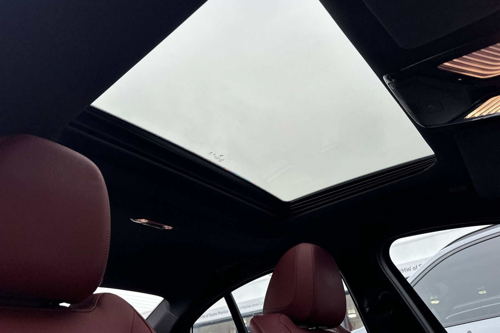 Used 2023 BMW 330i Sedan w/ Premium Package RWD image 15
