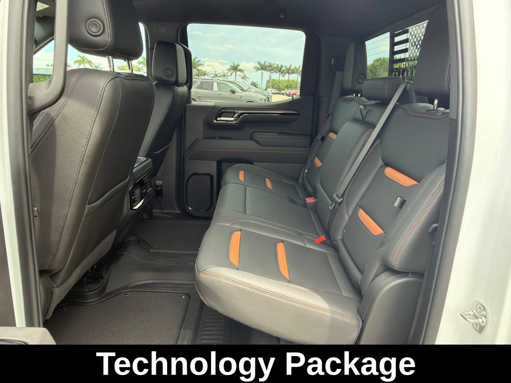 Used 2026 GMC Sierra 1500 AT4 w/ AT4 Premium Package AWD/4WD image 4