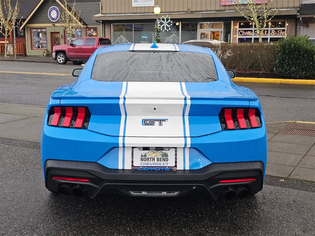Used 2024 Ford Mustang GT Premium image 6