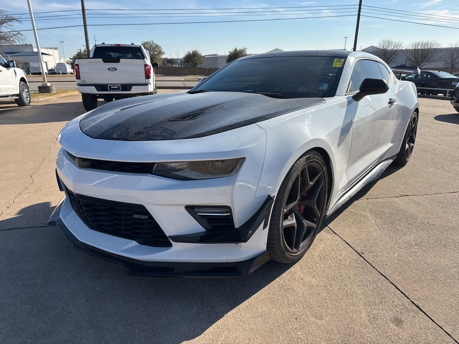 Used 2017 Chevrolet Camaro SS image 3