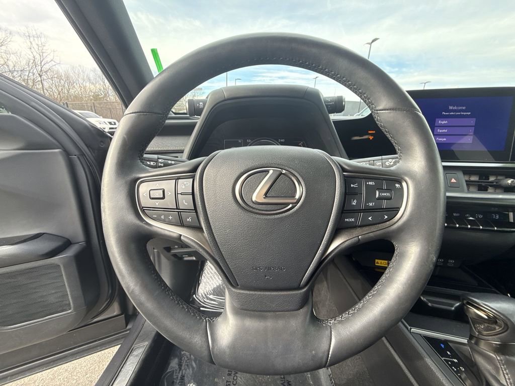 Used 2023 Lexus UX 250h AWD w/ Premium Package image 14