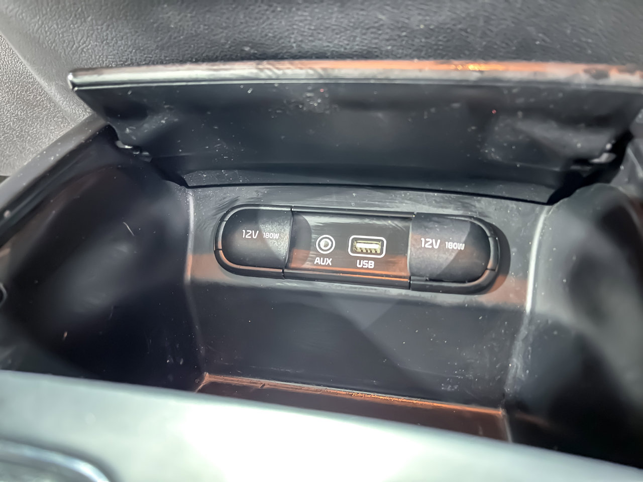 Used 2016 Kia Sorento LX image 26