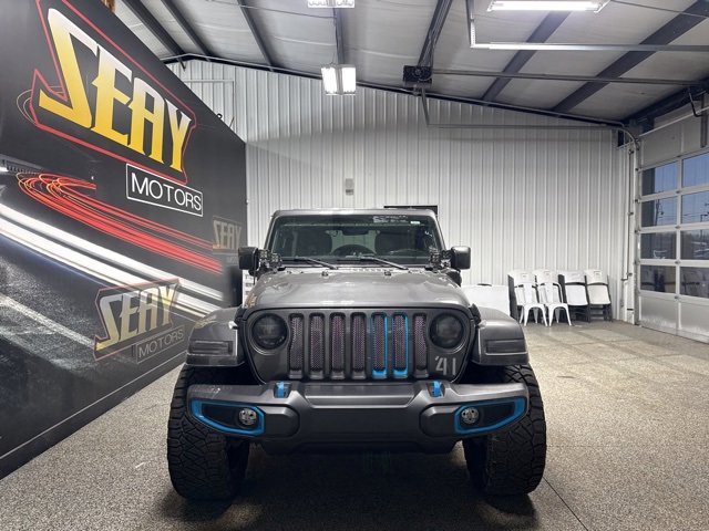 Used 2021 Jeep Wrangler Unlimited Sahara w/ Cold Weather Group image 18