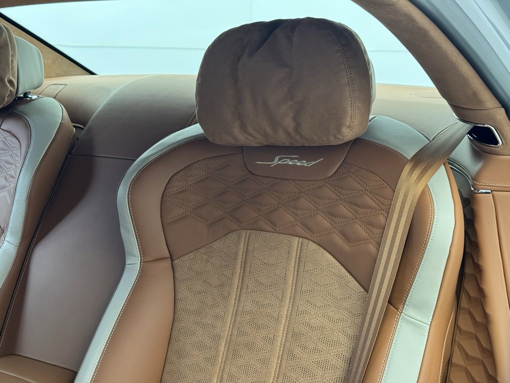 New 2026 Bentley Flying Spur Plug-In Hybrid image 24
