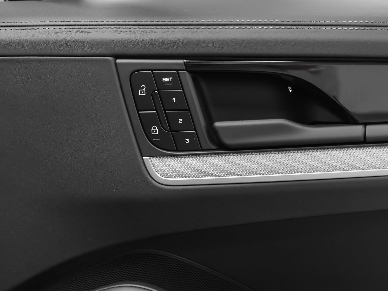New 2026 Porsche Cayenne S AWD/4WD image 25
