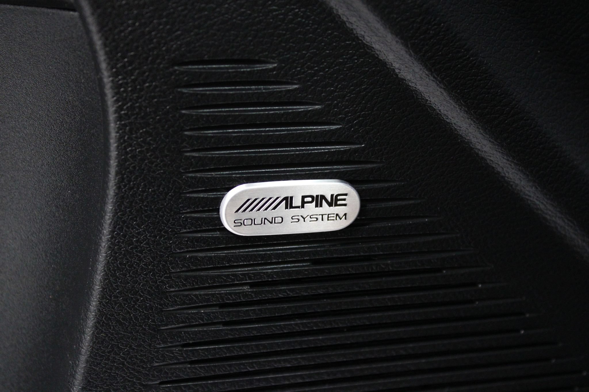 Used 2022 Dodge Challenger SXT w/ Plus Package AWD/4WD image 35