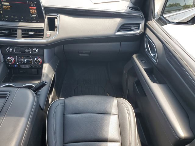 Used 2023 GMC Yukon XL SLT w/ SLT Premium Package AWD/4WD image 22
