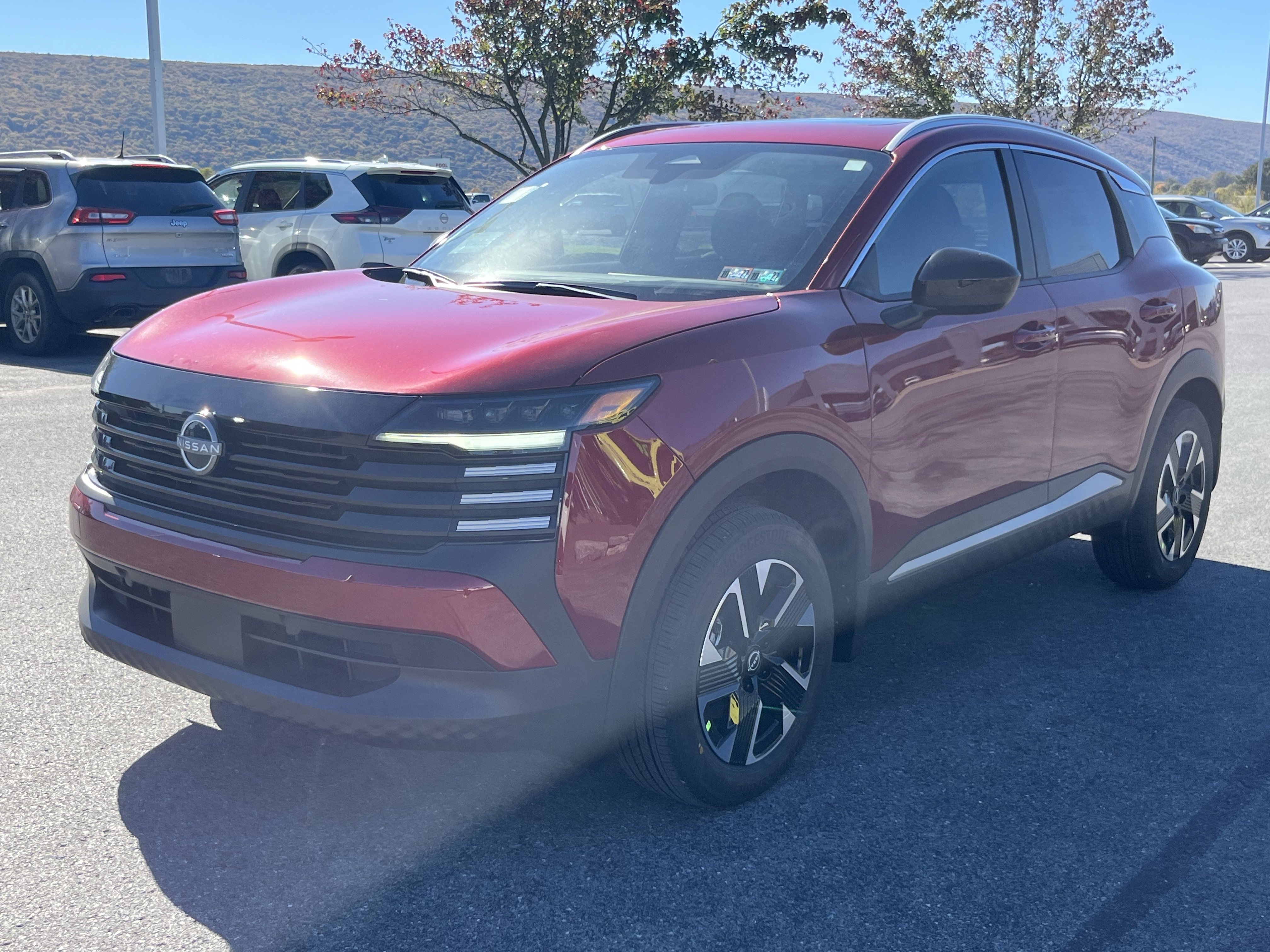New 2027 Nissan Kicks SV w/ SV Premium Package AWD/4WD image 8