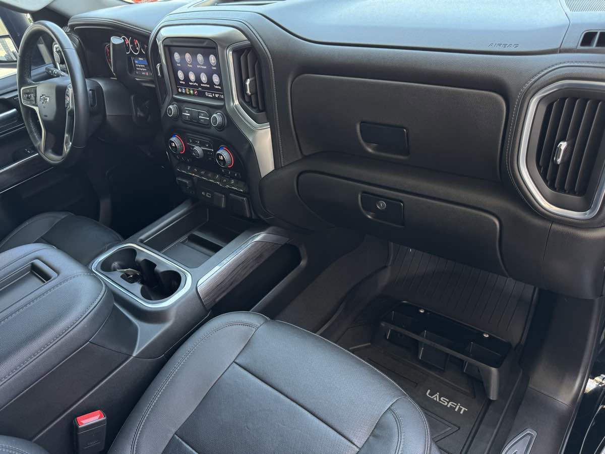 Used 2022 Chevrolet Silverado 3500 LTZ w/ LTZ Plus Package image 22