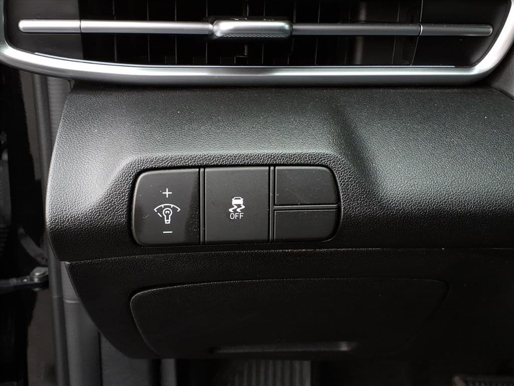 Used 2024 Hyundai Elantra SEL FWD image 20