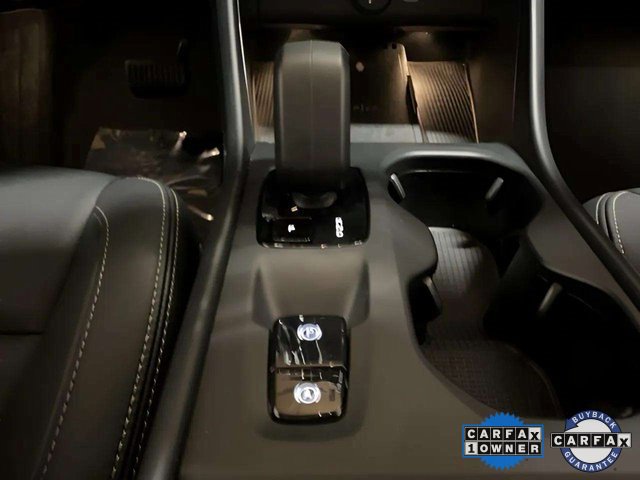 Used 2025 Volvo XC40 B5 Core image 59