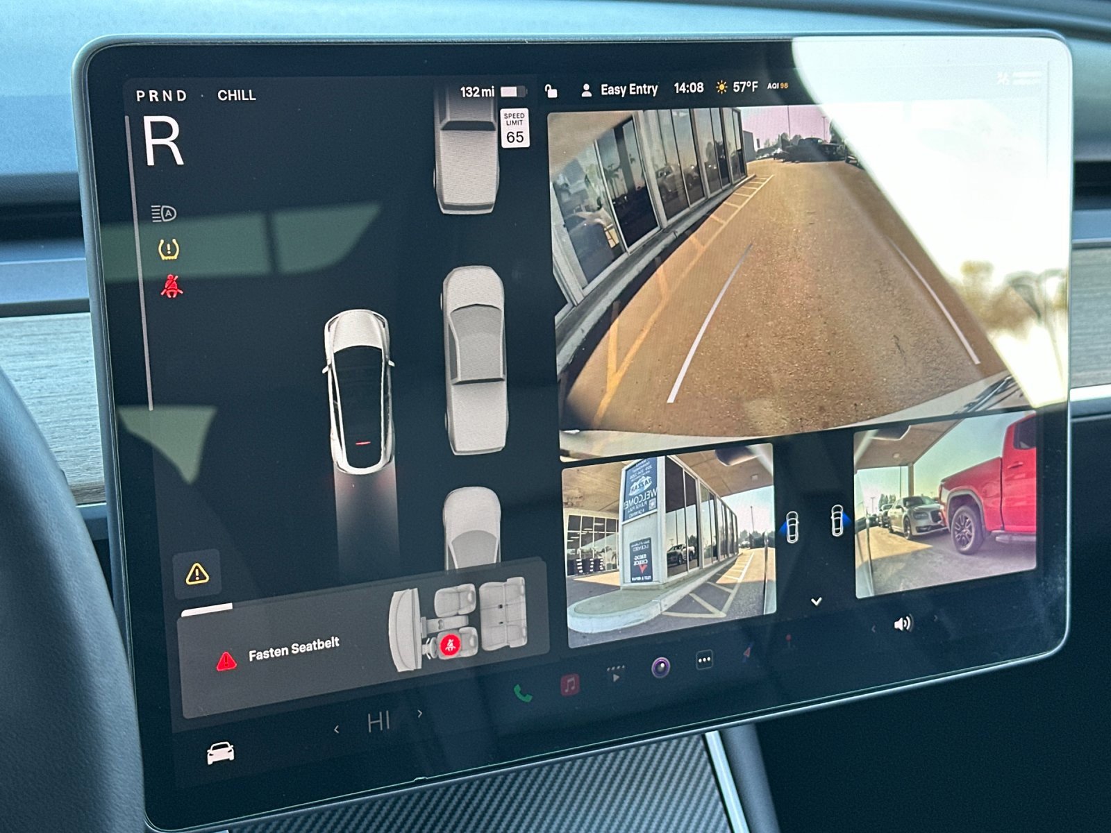 Used 2021 Tesla Model Y Standard Range image 19