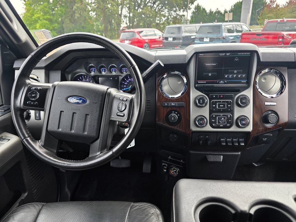 Used 2014 Ford F250 Lariat w/ Chrome Package AWD/4WD image 11