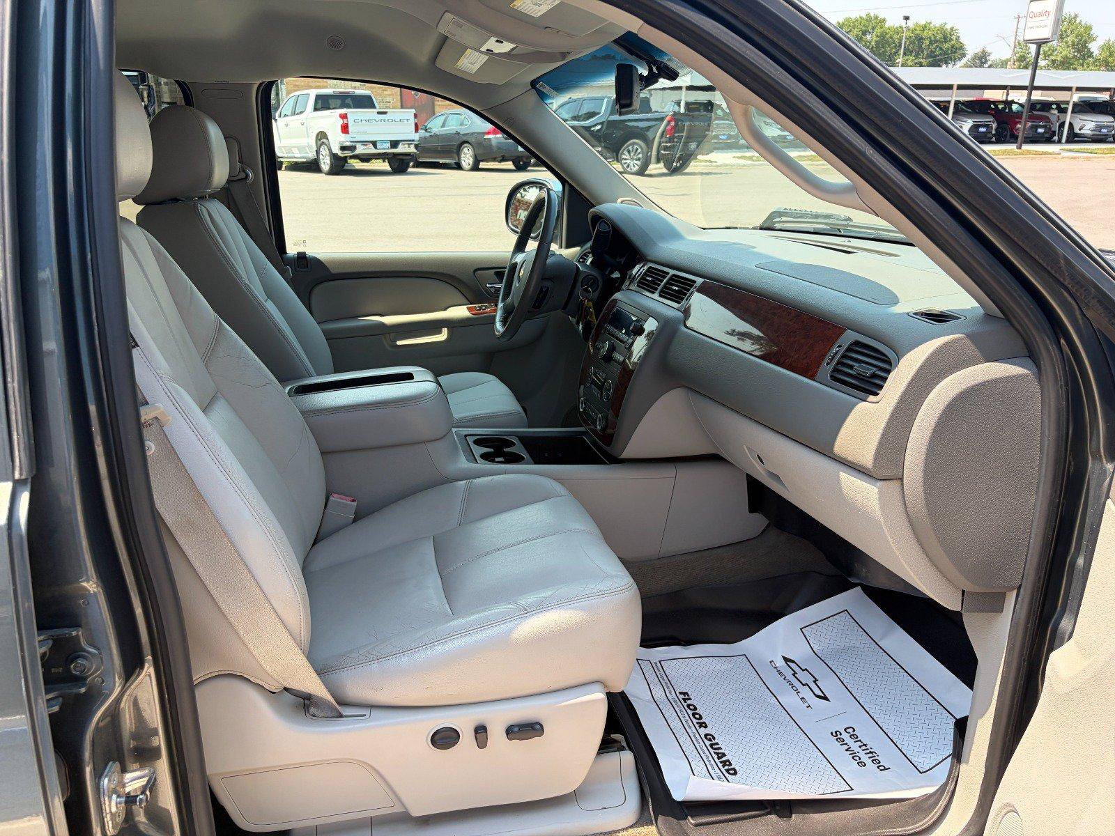 Used 2011 Chevrolet Silverado 1500 LTZ w/ LTZ Plus Package AWD/4WD image 21