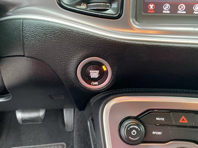 Used 2019 Dodge Challenger SXT RWD image 23