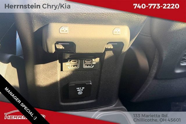 New 2026 Jeep Gladiator Mojave w/ Steel Bumper Group AWD/4WD image 17