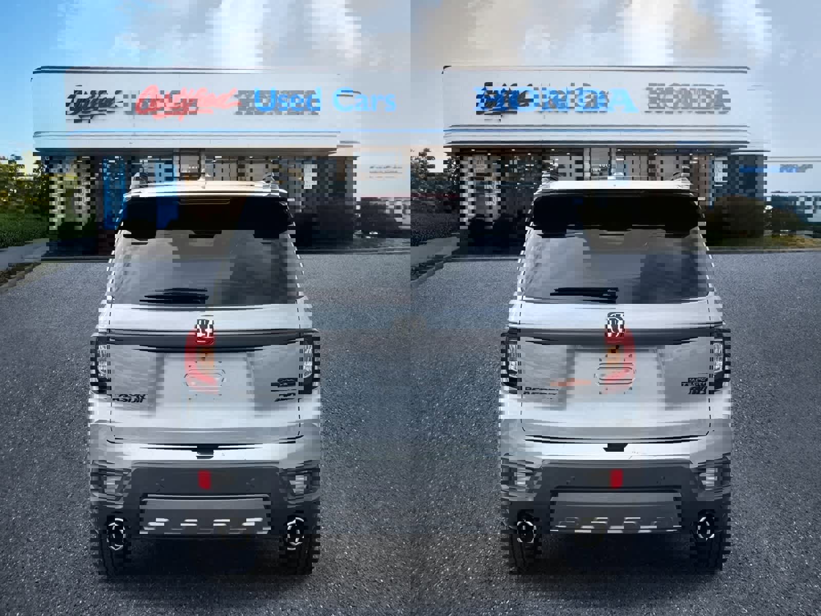 Used 2023 Honda Passport TrailSport image 4