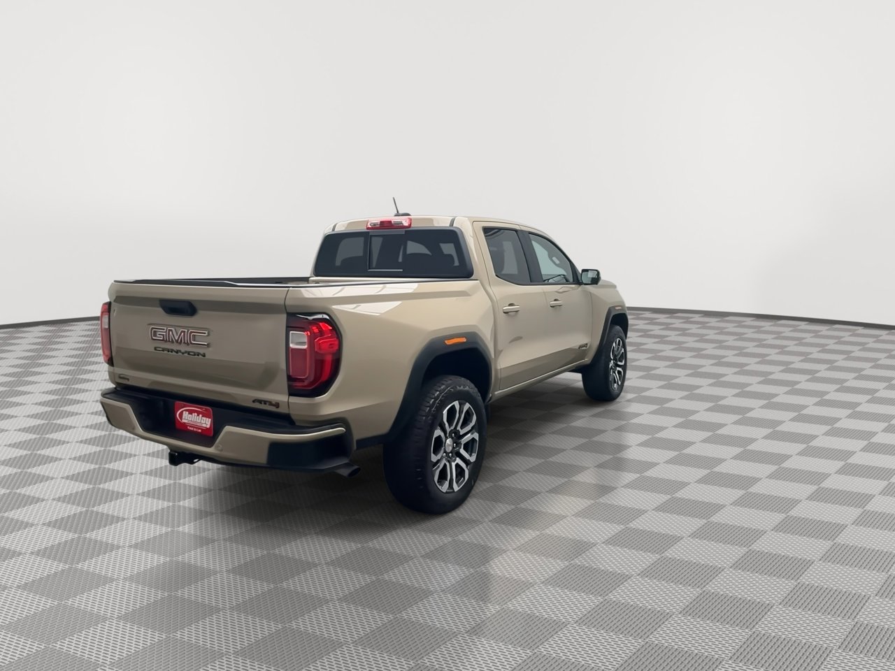 Used 2024 GMC Canyon AT4 w/ Technology Package image 40