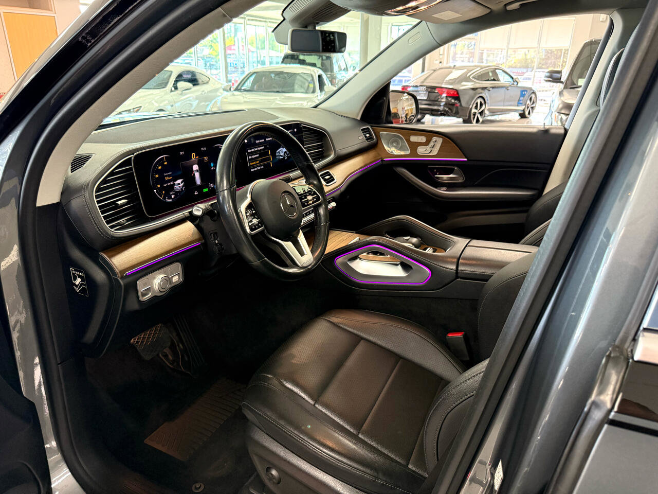 Used 2020 Mercedes-Benz GLS 450 4MATIC image 10