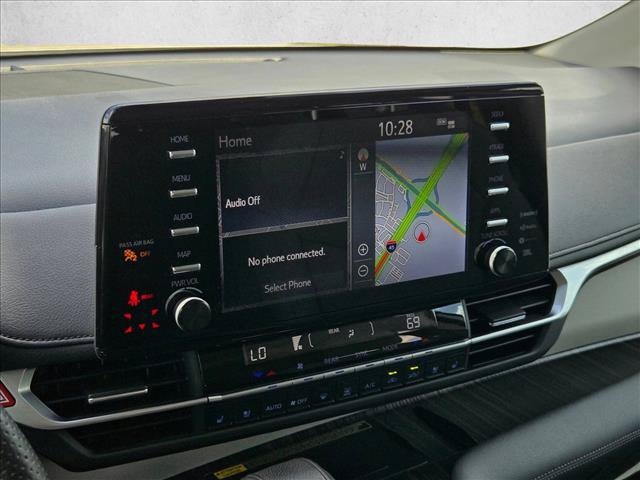 Used 2023 Toyota Sienna Limited FWD image 15