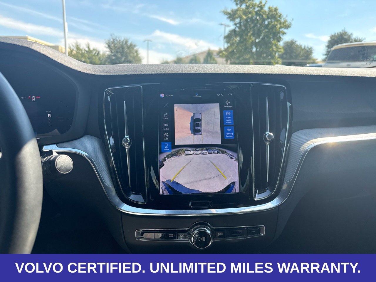 Certified 2024 Volvo S60 T8 Plus w/ Climate Package AWD/4WD image 29