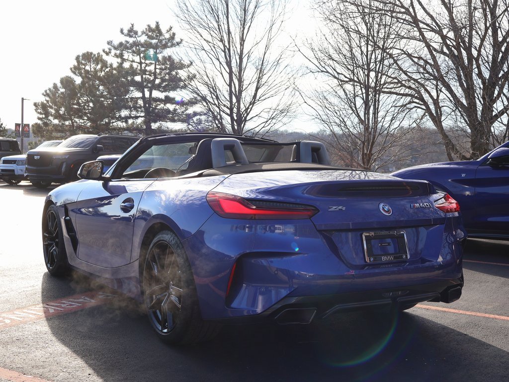 Used 2024 BMW Z4 M40i w/ Premium Package image 5